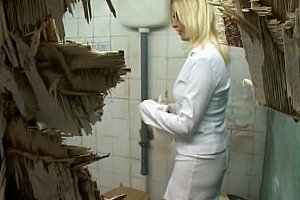 女女doi无删减版