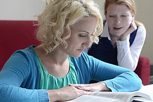 欧美手指马眼在线观看网站